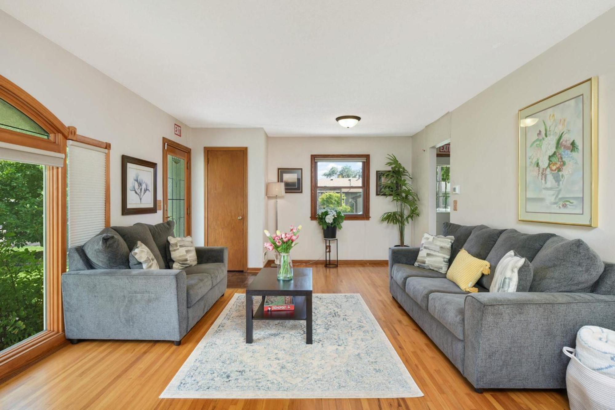 Cottage Grove Haven, Spacious 4-Bed, 3 Baths Retreat Exterior foto